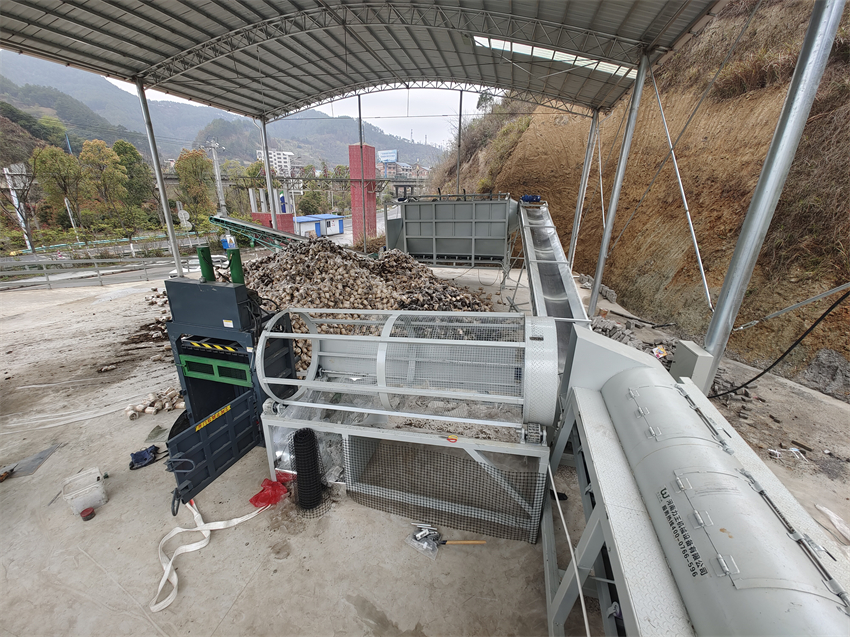 800/900L Mushroom Bag Crusher Separator Machine - Image 8