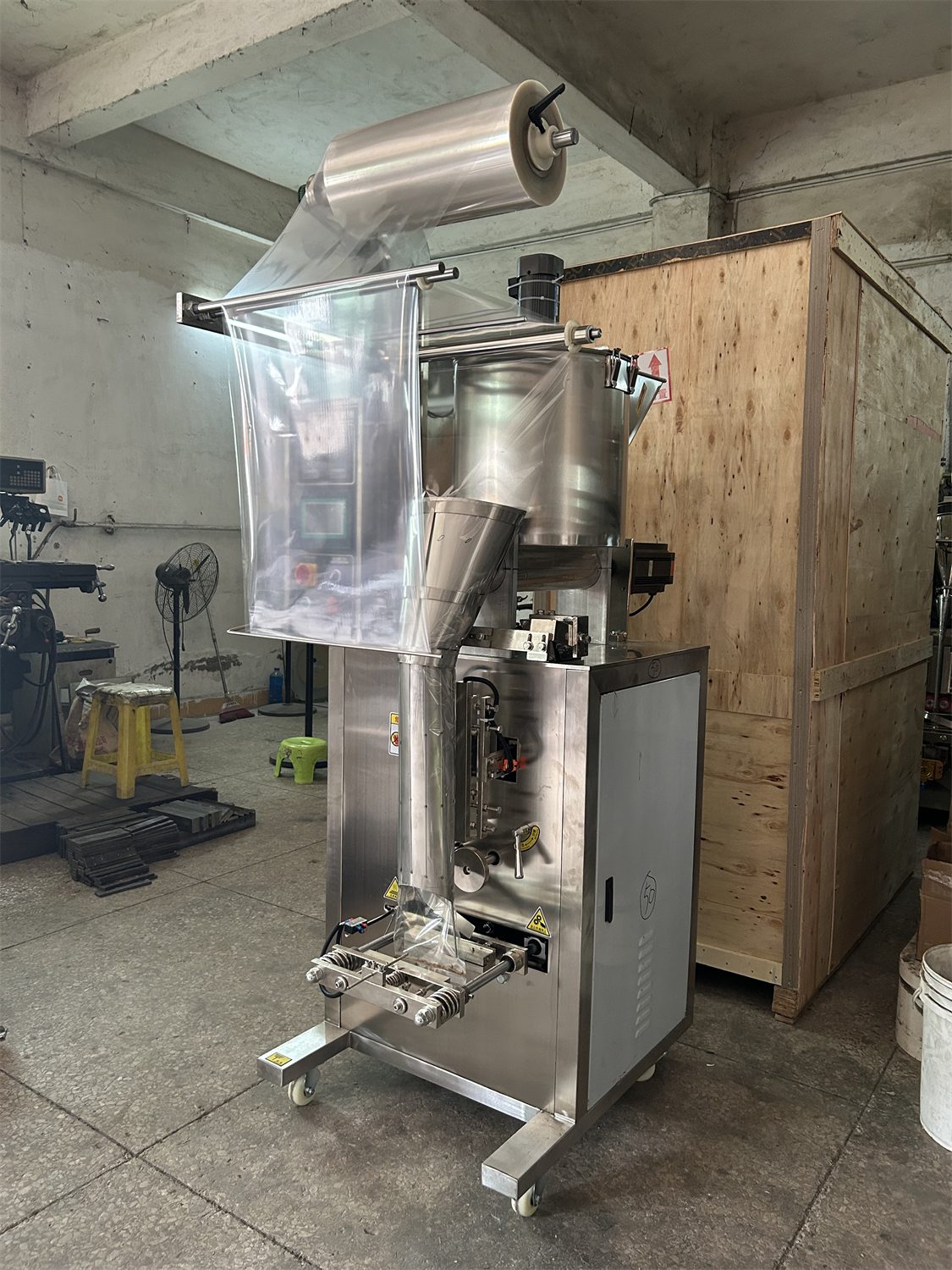 Automated Morel Nutrient Soil Packaging Machine - Image 4