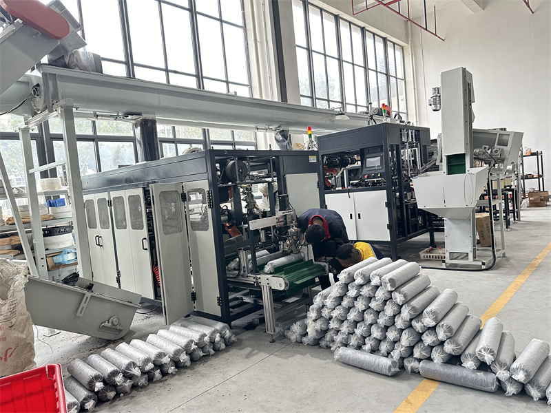 Automatic Shiitake Bagging Clipping Machine With Bag Making - Image 3