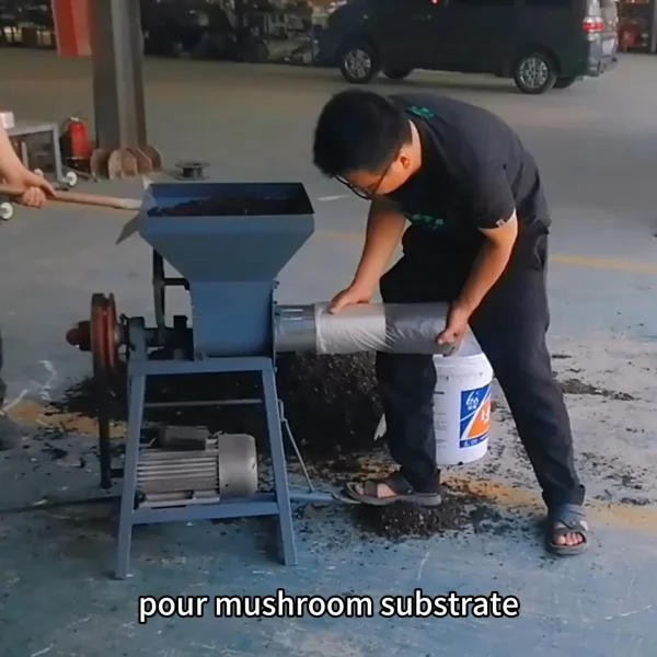 Mushroom Bagging Machine for Simple Clutch Bagging