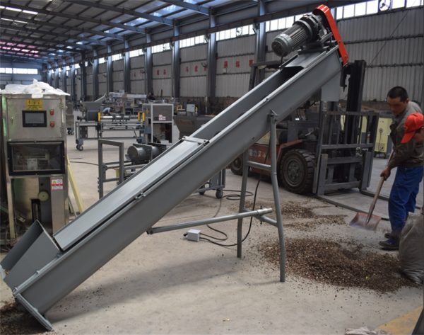 Screw Conveyor For Mushroom Growing